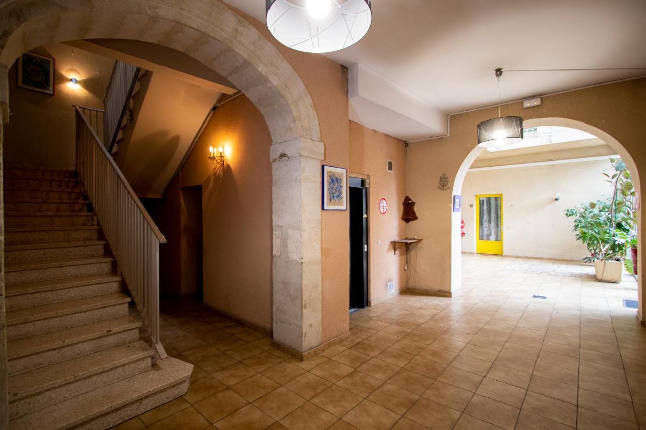 La Maison D'Antonin ニーム エクステリア 写真